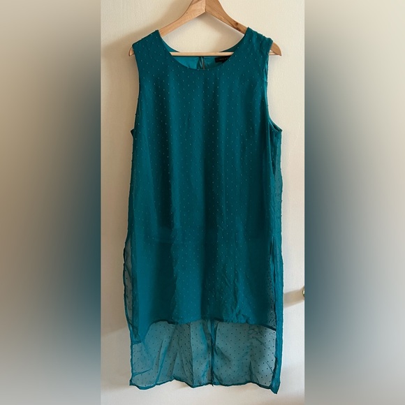 ⭐️ Offer B2G2! BUY 2 GET 2 FREE!
Jennie & Marlis Tunic Shirt - Picture 3 of 6